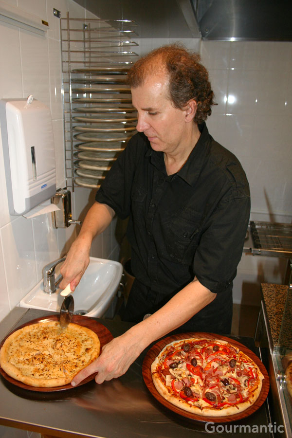 Pizzavelly Italian Kitchen